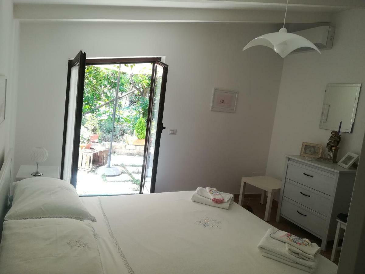 Bed and Breakfast Villino L'Aranceto Sorrentino Meta Exteriér fotografie